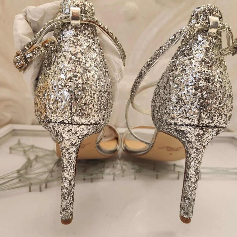 Jewel Badgley Mischka Dimitra Heeled Sandals Silver Glitter. Size Various. NIB